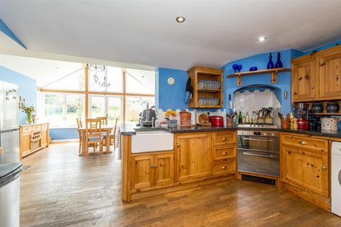 5 bedroom detached house for sale, Willow Cottage, 11 Stone Street, Hadleigh
