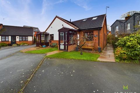 2 bedroom semi-detached house for sale, Park Street Close, Oswestry