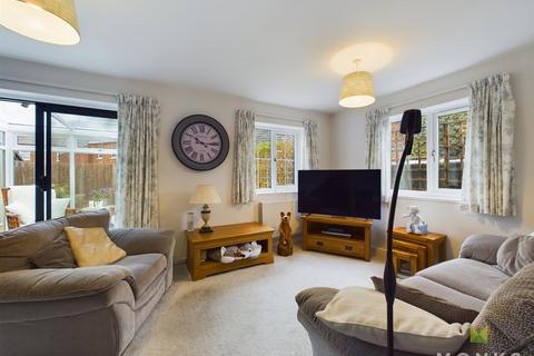2 bedroom semi-detached house for sale, Park Street Close, Oswestry