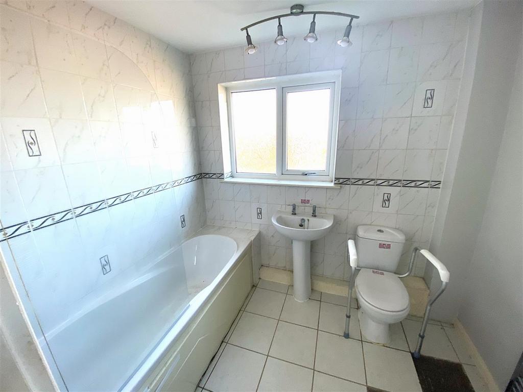 Bath.JPG