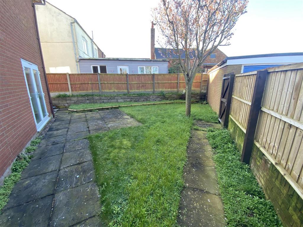 Garden1.JPG