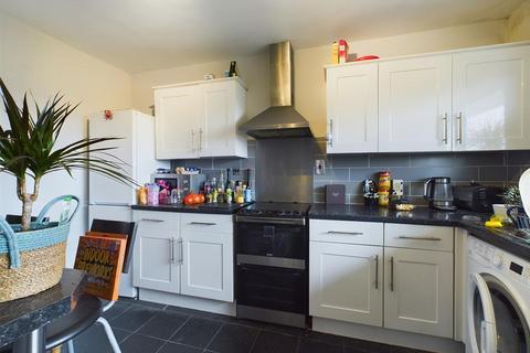 1 bedroom flat for sale, Highlands Road, Portslade, Brighton