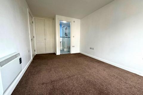 2 bedroom flat to rent, Amethyst Court, Enfield EN3