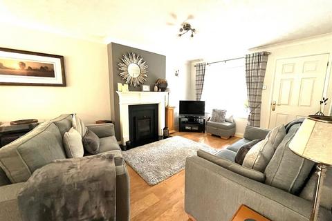 17 Aston Close, Little Haywood, Stafford, ST18 0YN