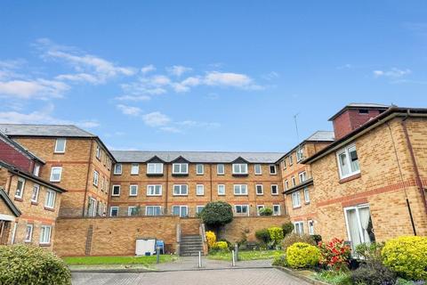 2 bedroom apartment for sale, Collett Road, Ware