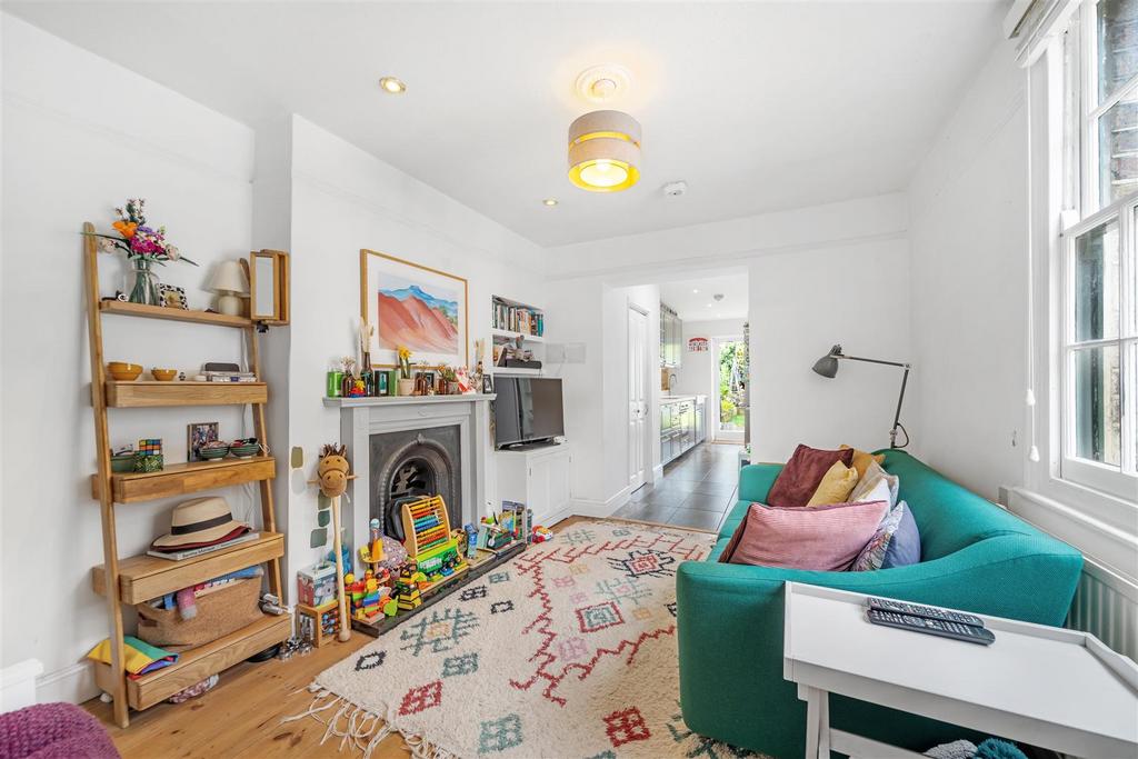 130 Victor Road-7.jpg
