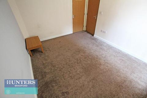 1 bedroom flat for sale, Georges House, Upper Millergate Town Centre, Bradford, West Yorkshire, BD1 1SX