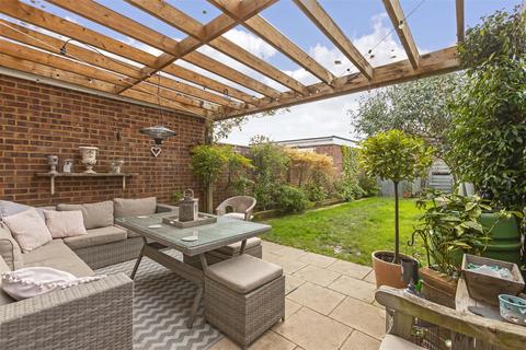 52 Boxgrove, Goring By Sea, Worthing, BN12 6AR