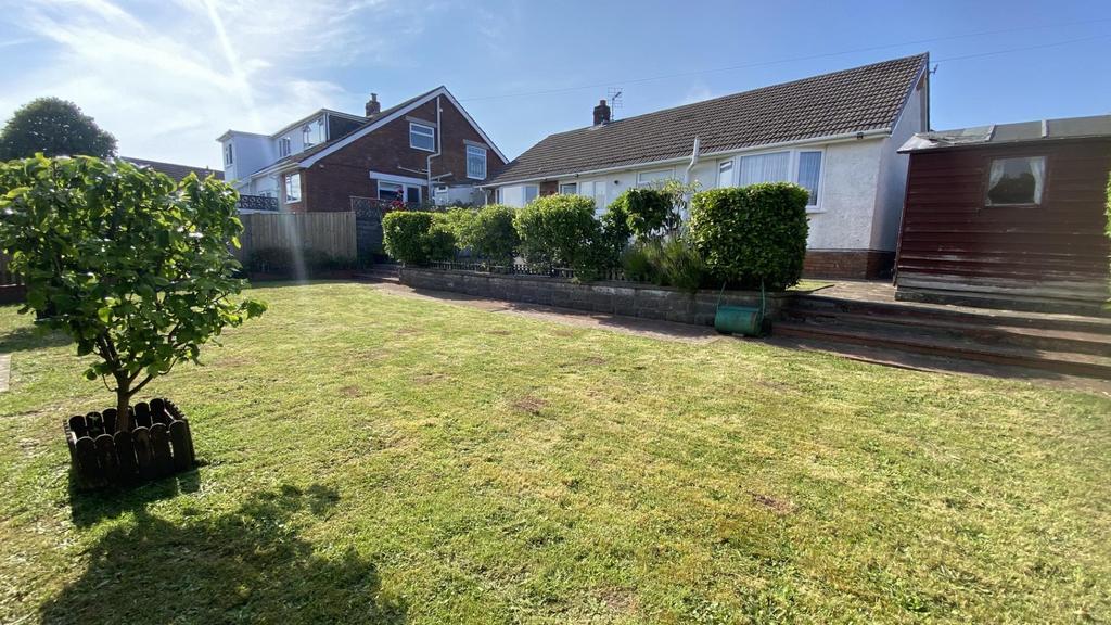 West Cross Lane, West Cross, Swansea 3 bed detached bungalow for sale