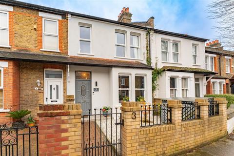 3 Salisbury Road, London, W13 9TU