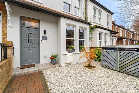 3 Salisbury Road, London, W13 9TU