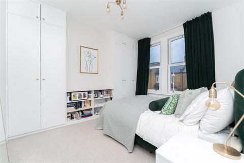 3 Salisbury Road, London, W13 9TU
