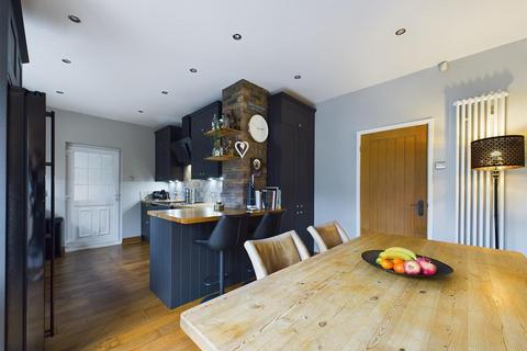 4 bedroom semi-detached house for sale, The Broadway, Tynemouth