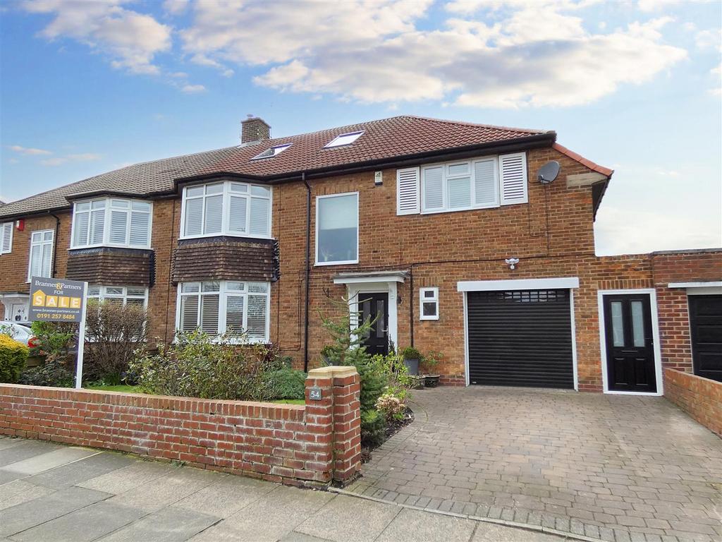 The Broadway, Tynemouth 4 bed semidetached house £725,000