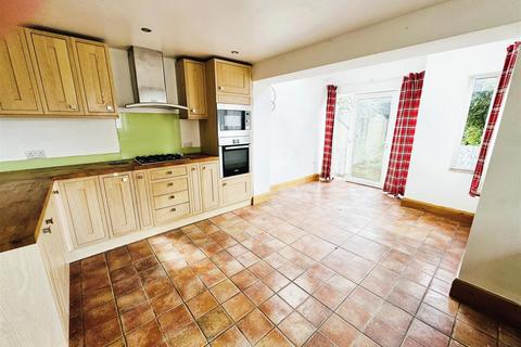 3 bedroom semi-detached house for sale, Vicar Park Drive, Halifax