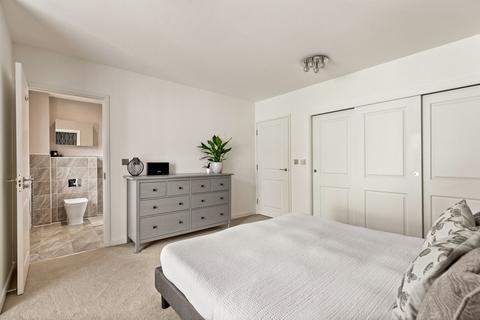 33 Elysium Park Close, Whitfield, Dover, CT16 2FJ