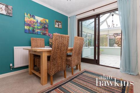 32 Fox Brook, Wootton Bassett, Swindon, SN4 8QD