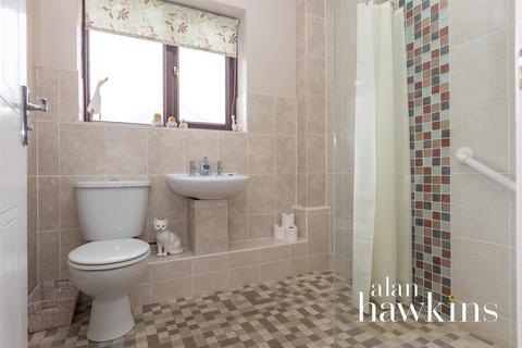 32 Fox Brook, Wootton Bassett, Swindon, SN4 8QD