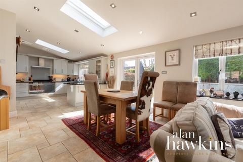 12 Boundary Close, Bradenstoke, Chippenham, SN15 4JZ