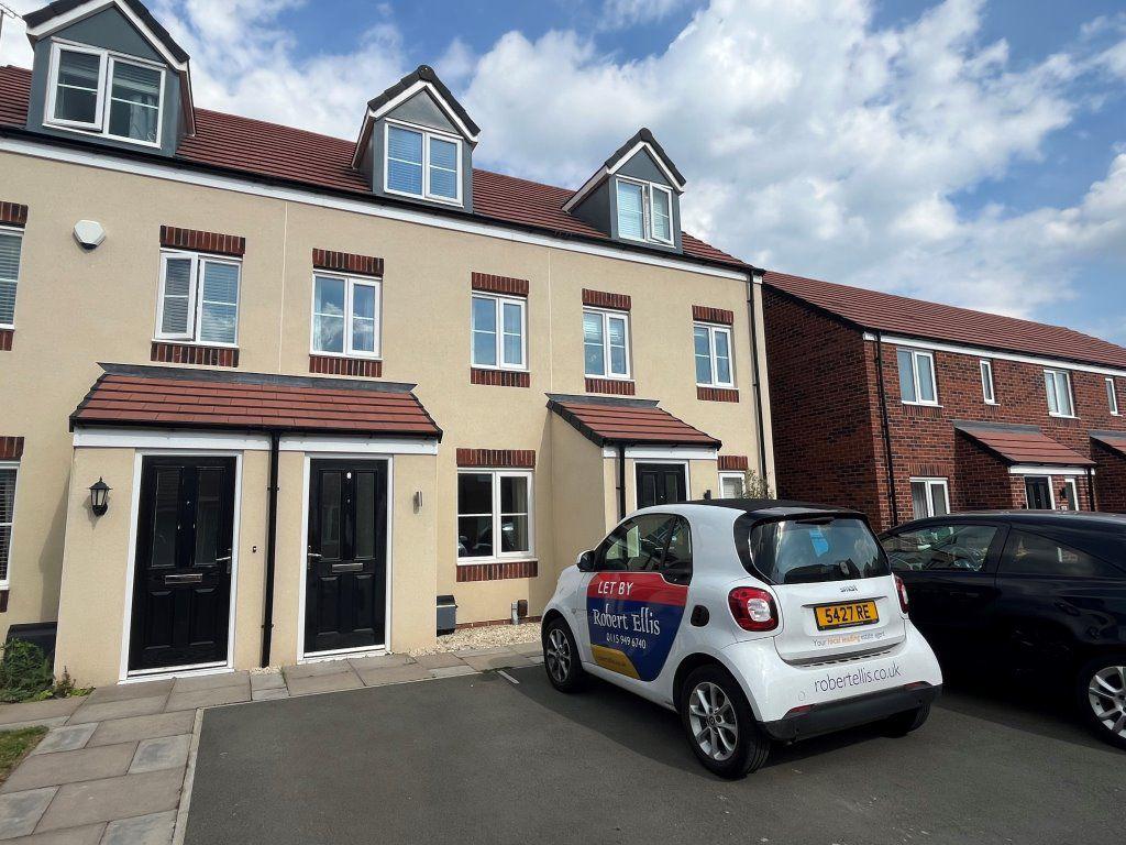 Slater Way, Ilkeston, DE7 4SN 3 bed terraced house £1,050 pcm (£242 pw)