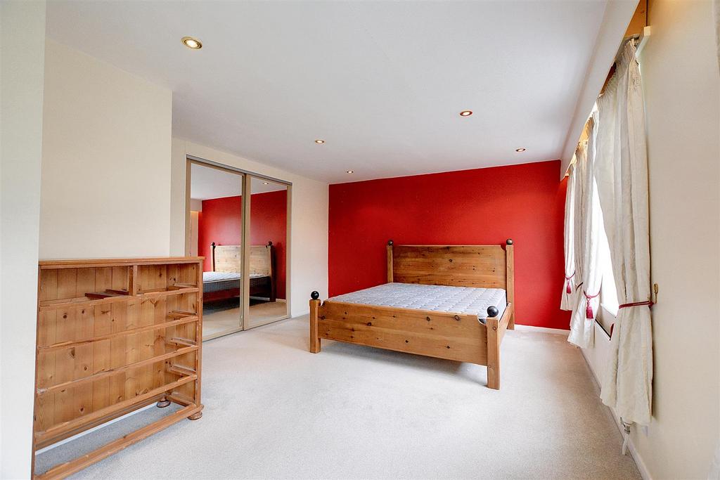 Bedroom 1 1.jpeg