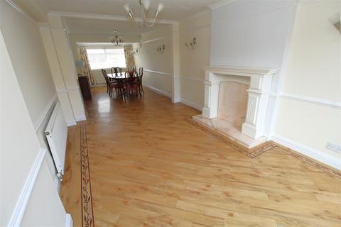 45 Amanda Road, Liverpool, L10 4YE