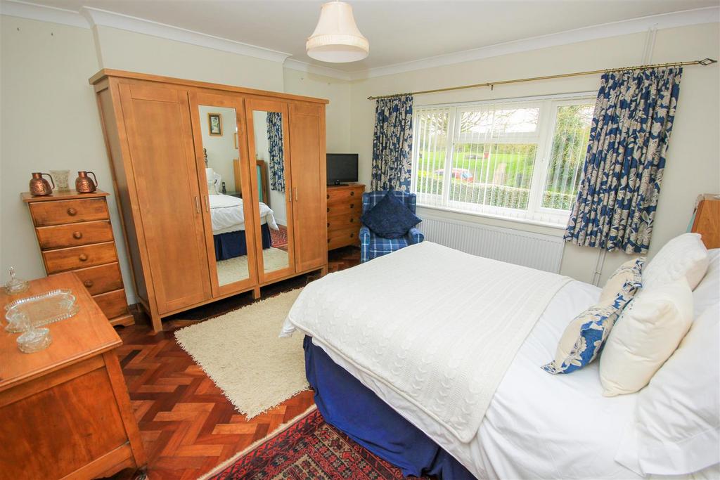 Bedroom 2.jpg