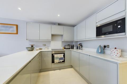 2 bedroom apartment for sale, Kingsgate Avenue, Broadstairs, CT10