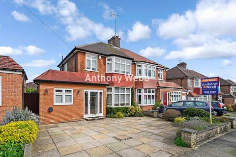3 bedroom semi-detached house for sale, Fountains Crescent, Southgate, N14