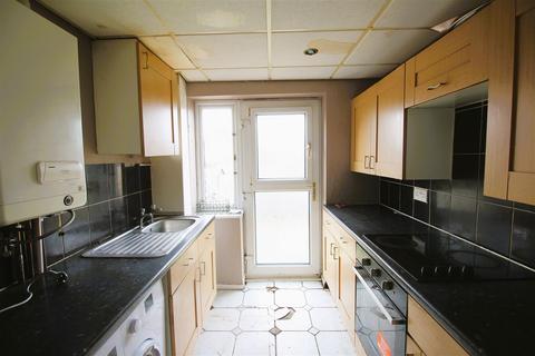 21 Ing Field, Oakenshaw, Bradford, BD12 7EF