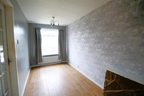 21 Ing Field, Oakenshaw, Bradford, BD12 7EF