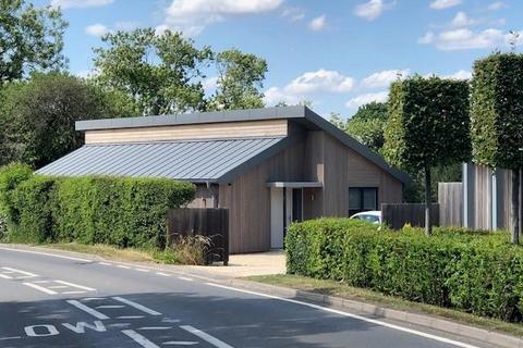 2 bedroom detached bungalow for sale, Station Road, Claverdon, Warwick