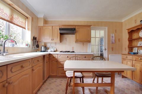 Roseleigh Meerut Road, Brockenhurst, SO42 7TD