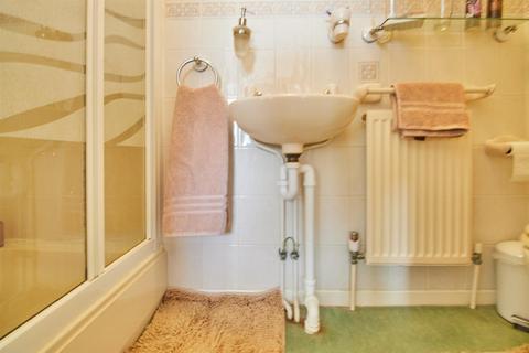 35 The Poplars, Earl Shilton, Leicester, LE9 7ET
