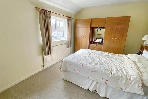 32 Earlsfield, Moulton Seas End, Spalding, PE12 6LE