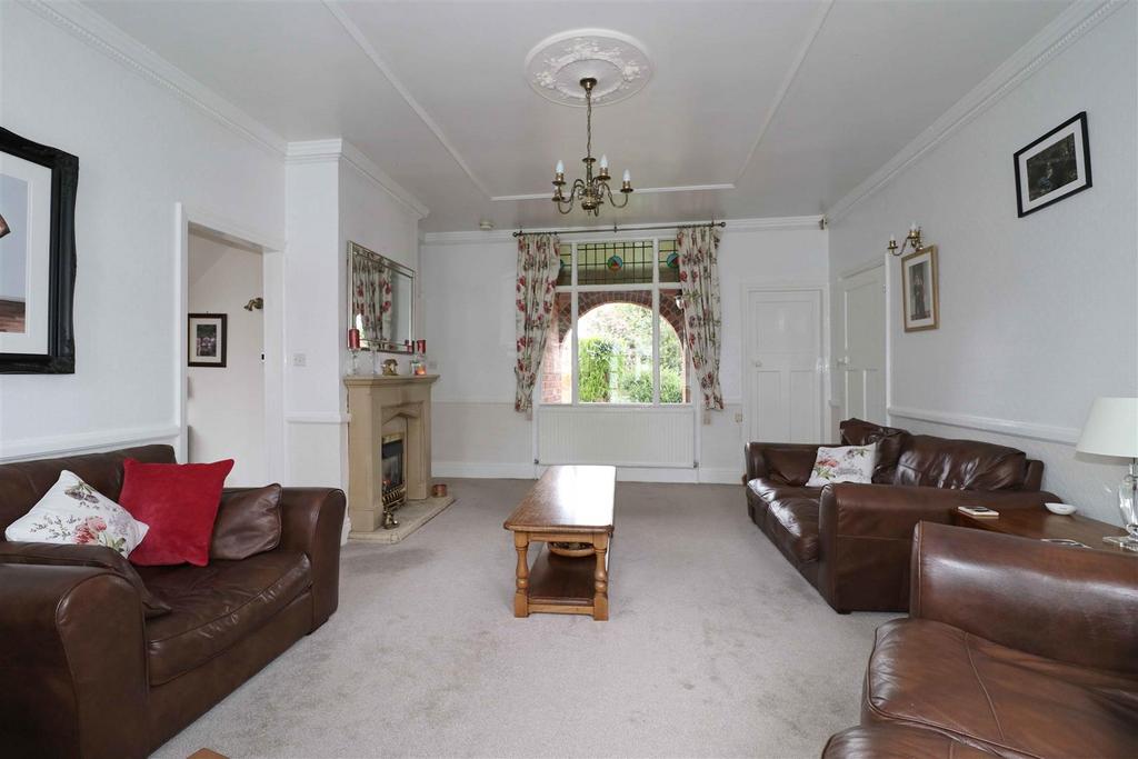 113stratlr.JPG