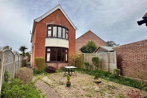 3 bedroom detached house for sale, Roman Road, Radipole, Weymouth