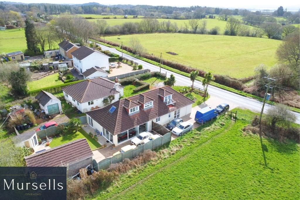 Wimborne Road, Poole BH16 5 bed detached house for sale £700,000