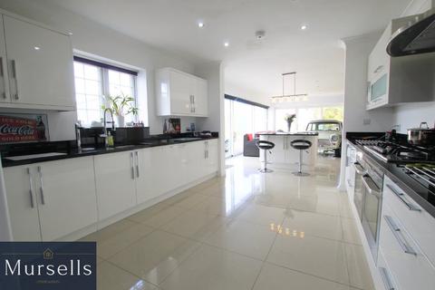 5 bedroom detached house for sale, Wimborne Road, Poole BH16