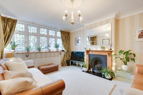 3 bedroom semi-detached house for sale, Crown Woods Way, London, SE9