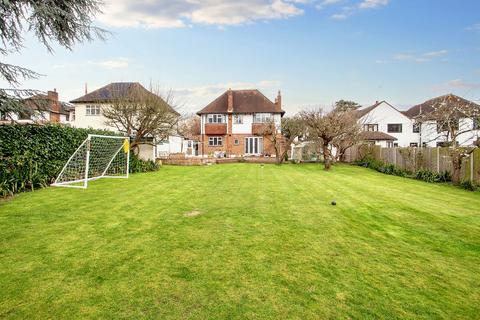 4 bedroom detached house for sale, Wentworth Close, Long Ditton, KT6