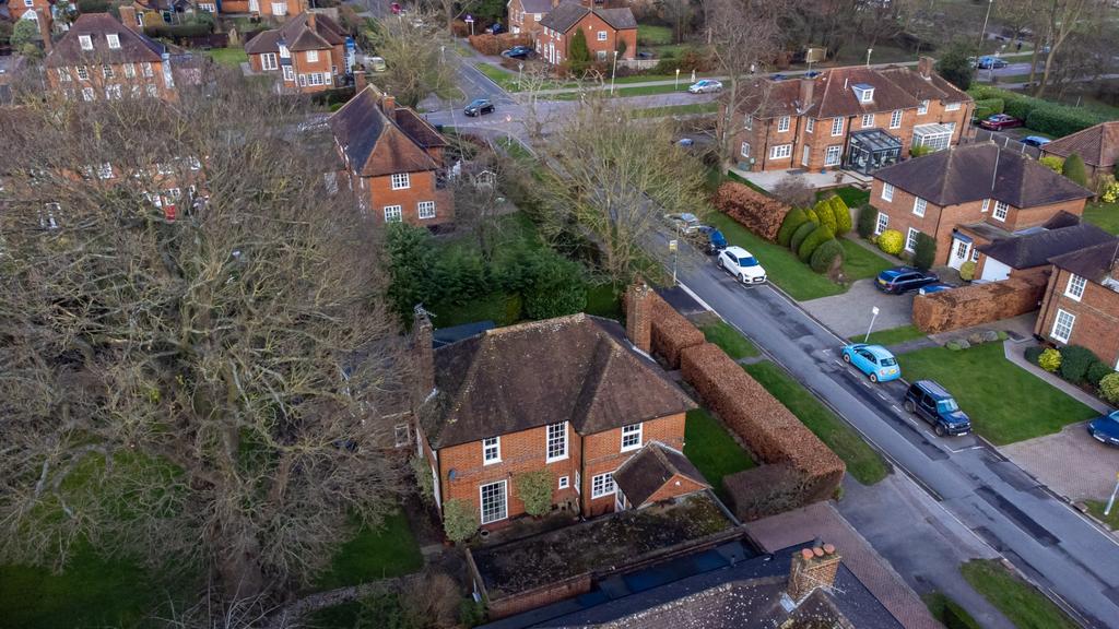 Guessens Road, Welwyn Garden City AL8 4 bed detached house for sale £