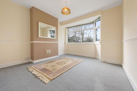 2 bedroom maisonette for sale, Deer Park Gardens, Mitcham CR4