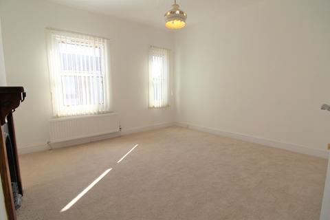 3 bedroom end of terrace house for sale, North Street, PETERBOROUGH PE2