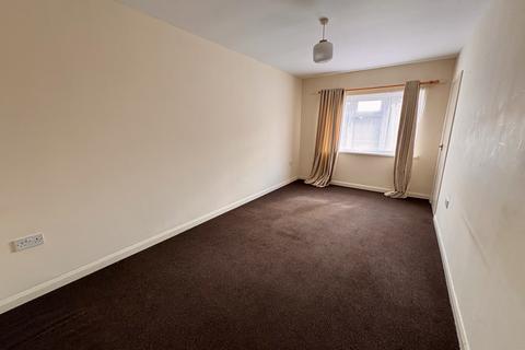 2 bedroom flat to rent, Manor Way, PETERBOROUGH PE6