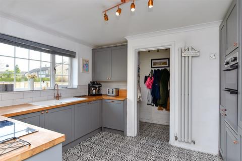 4 bedroom end of terrace house for sale, Furze Common Road, Thakeham, Pulborough, West Sussex