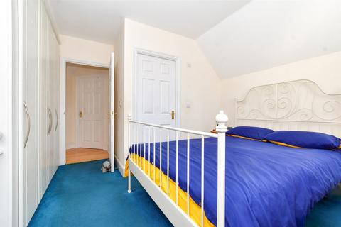 2 bedroom apartment for sale, East Street, Epsom, Surrey