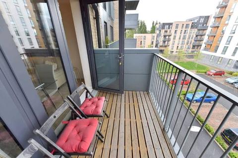 2 bedroom flat for sale, London, London NW9