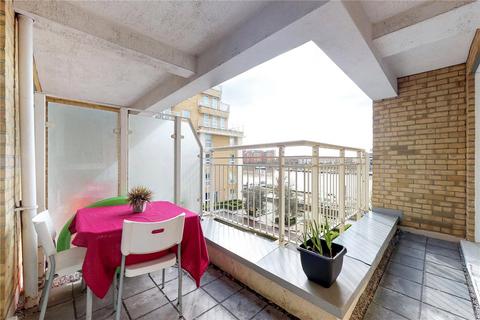 2 bedroom flat for sale, 18 Lombard Road, London SW11