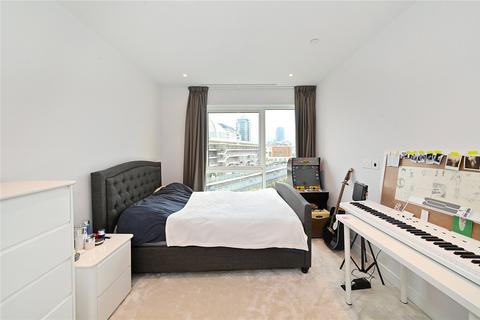 2 bedroom flat for sale, Chelsea Creek, Fulham SW6